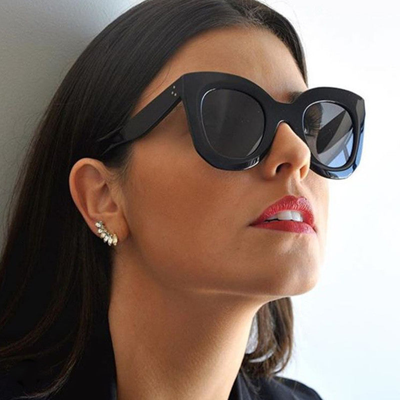 Vivian - Chic Cat Eye Sunglasses