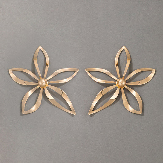 Exaggerated Temperament Flower Earrings